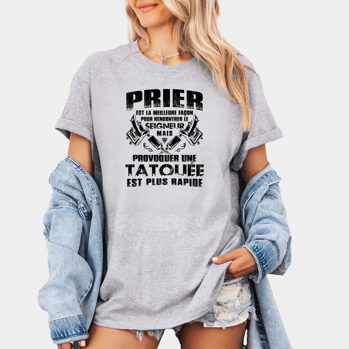 Prier est la meilleure façon pour recontrer le seigneur mais provoquer une tatouée est plus rapide