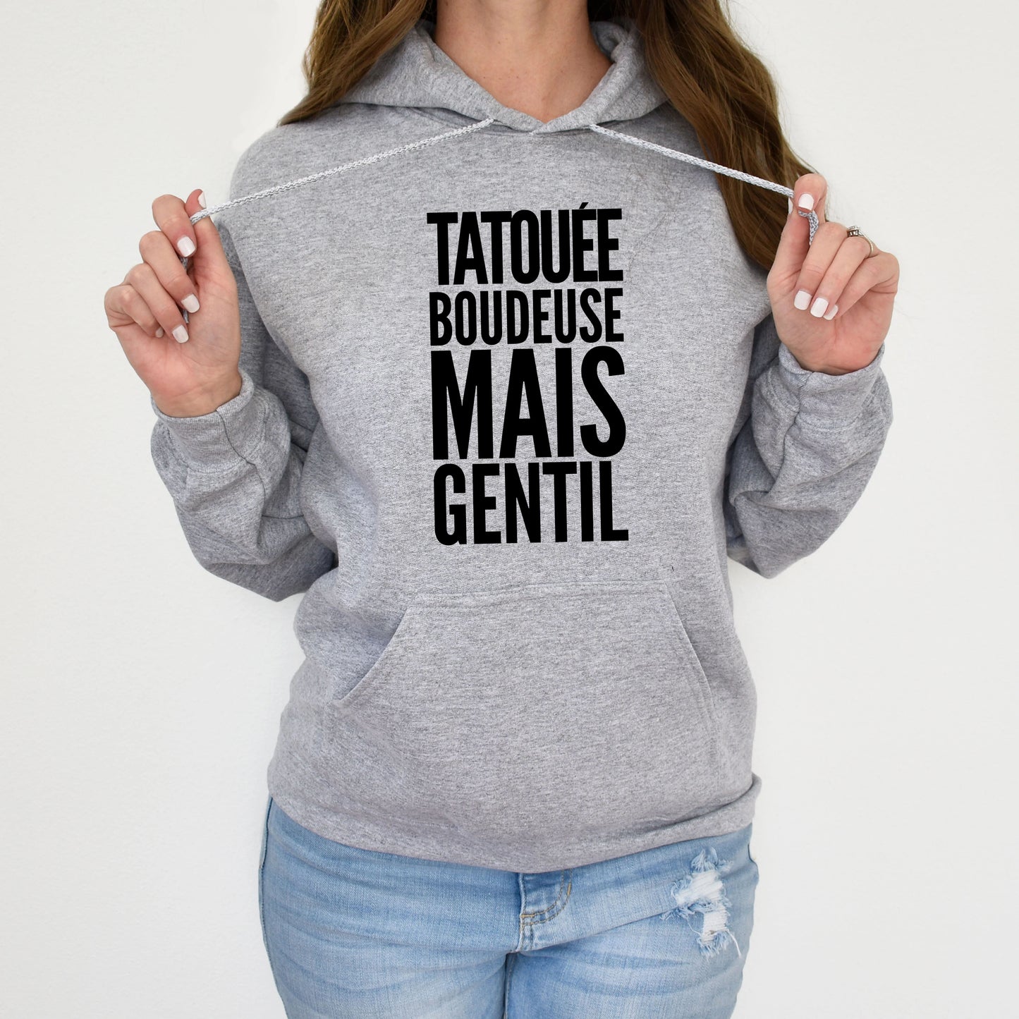 Tatouée boudeuse mais gentil