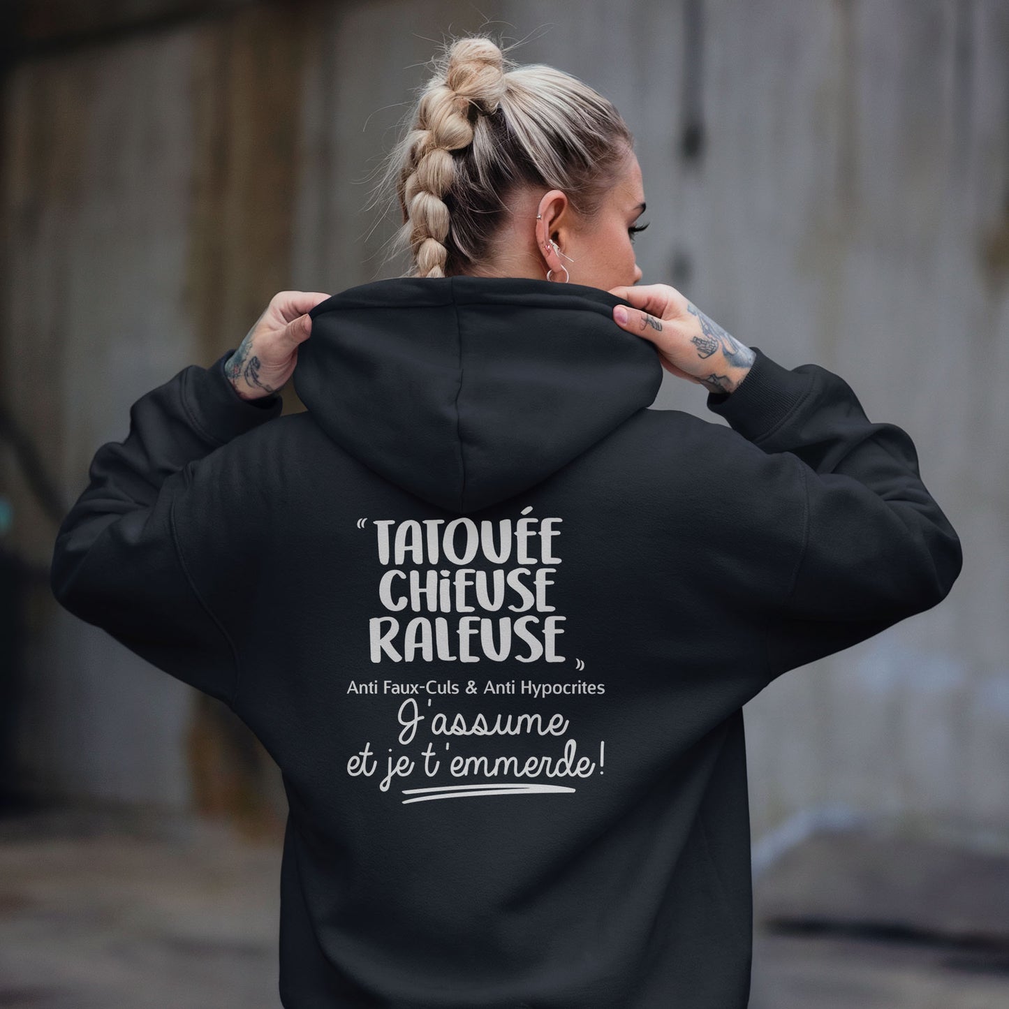 Tatouée, chieuse, râleuse, anti faux-culs & anti hypocrites et j'assume