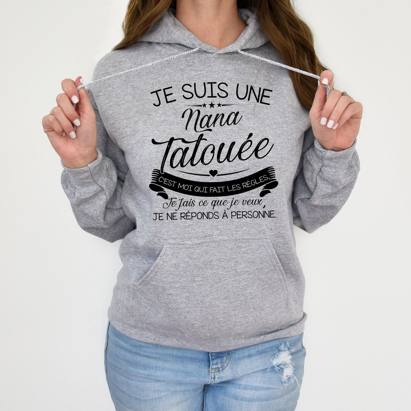 Je suis nana tatouée c'est moi qui fait les régles, je fais ce que je veux je ne réponds à personne