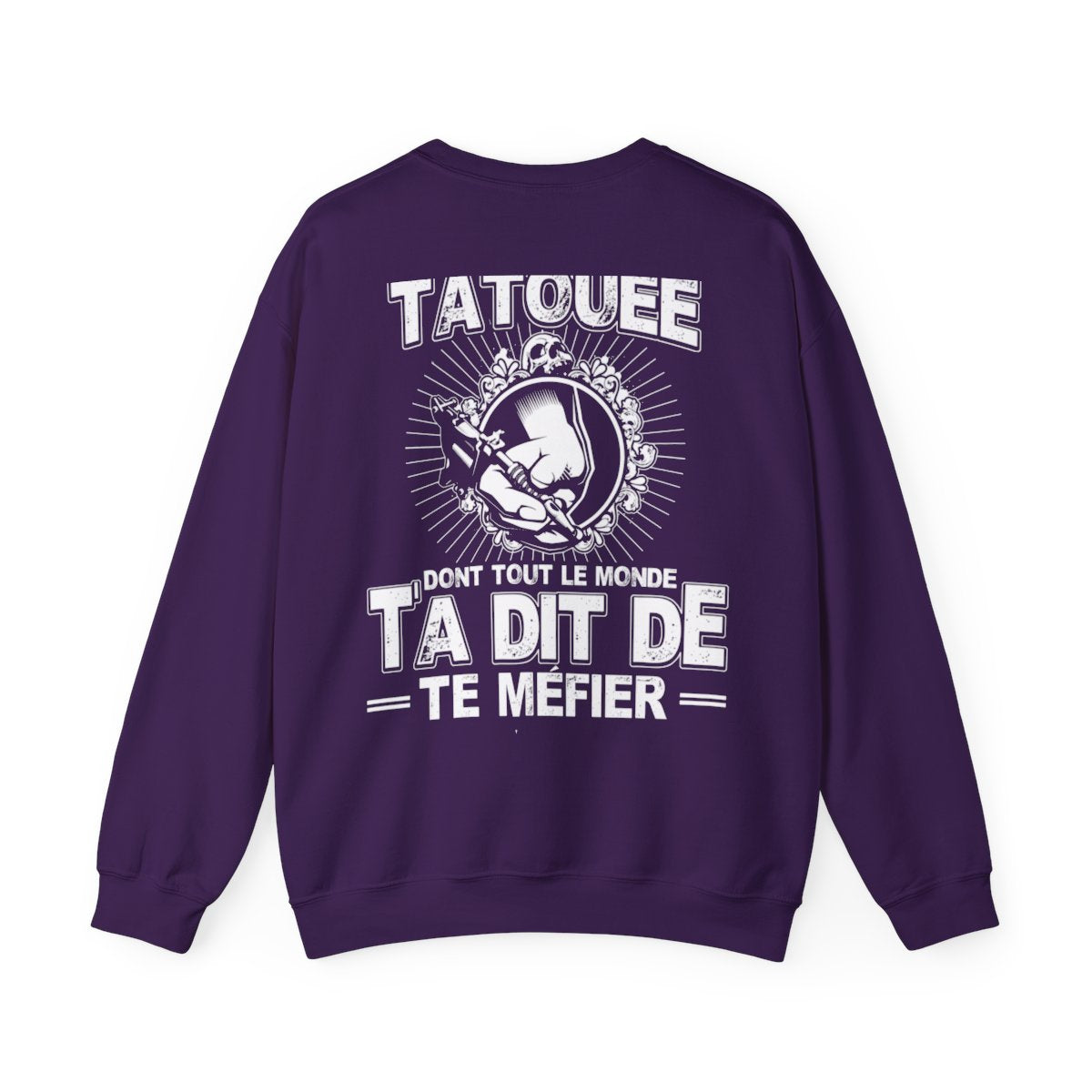 Je suis la fille tatouée dont tout le monde t'a dit de te méfier