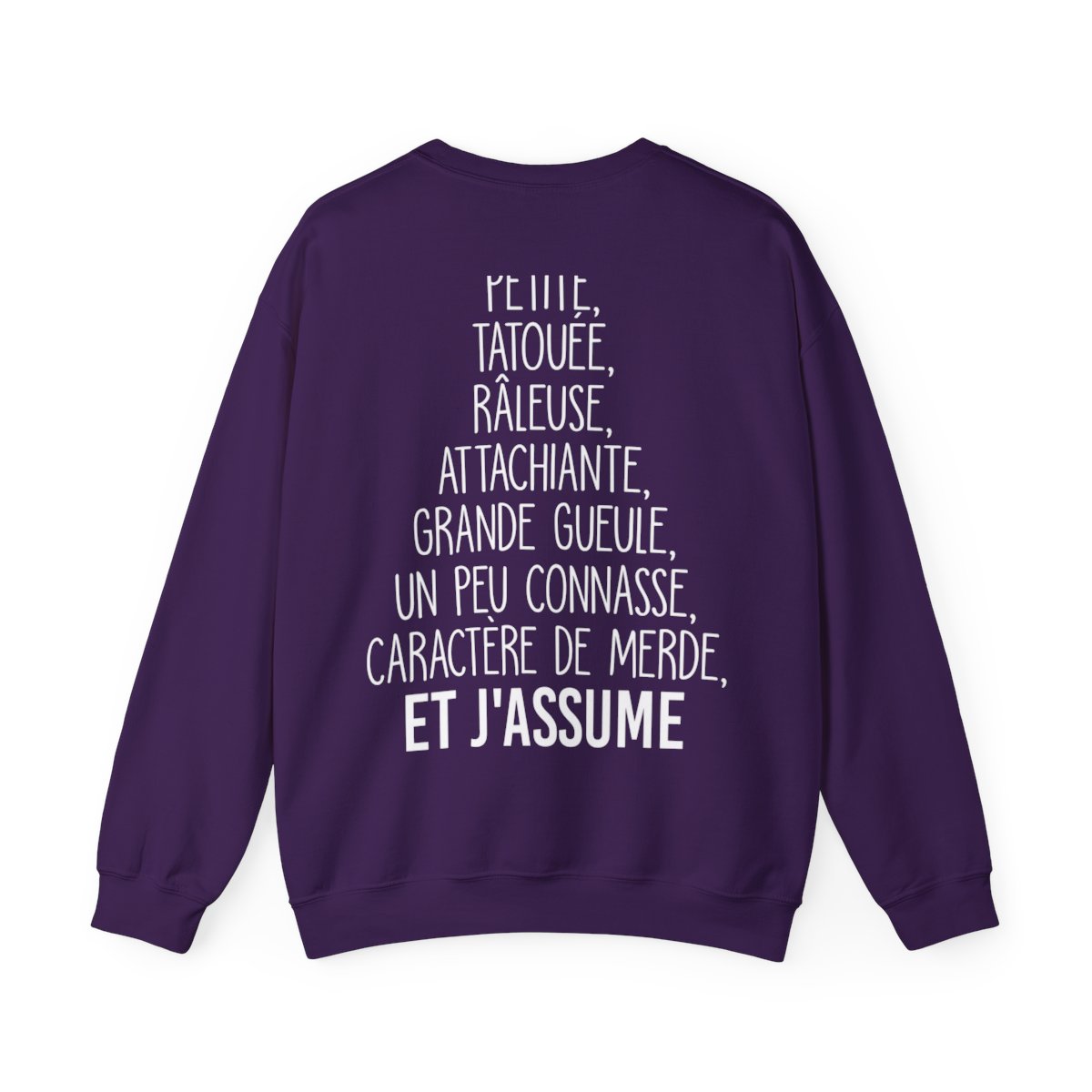 Je suis petite, tatouée, râleuse, attachiante, grande gueule, un peu connasse et j'assume
