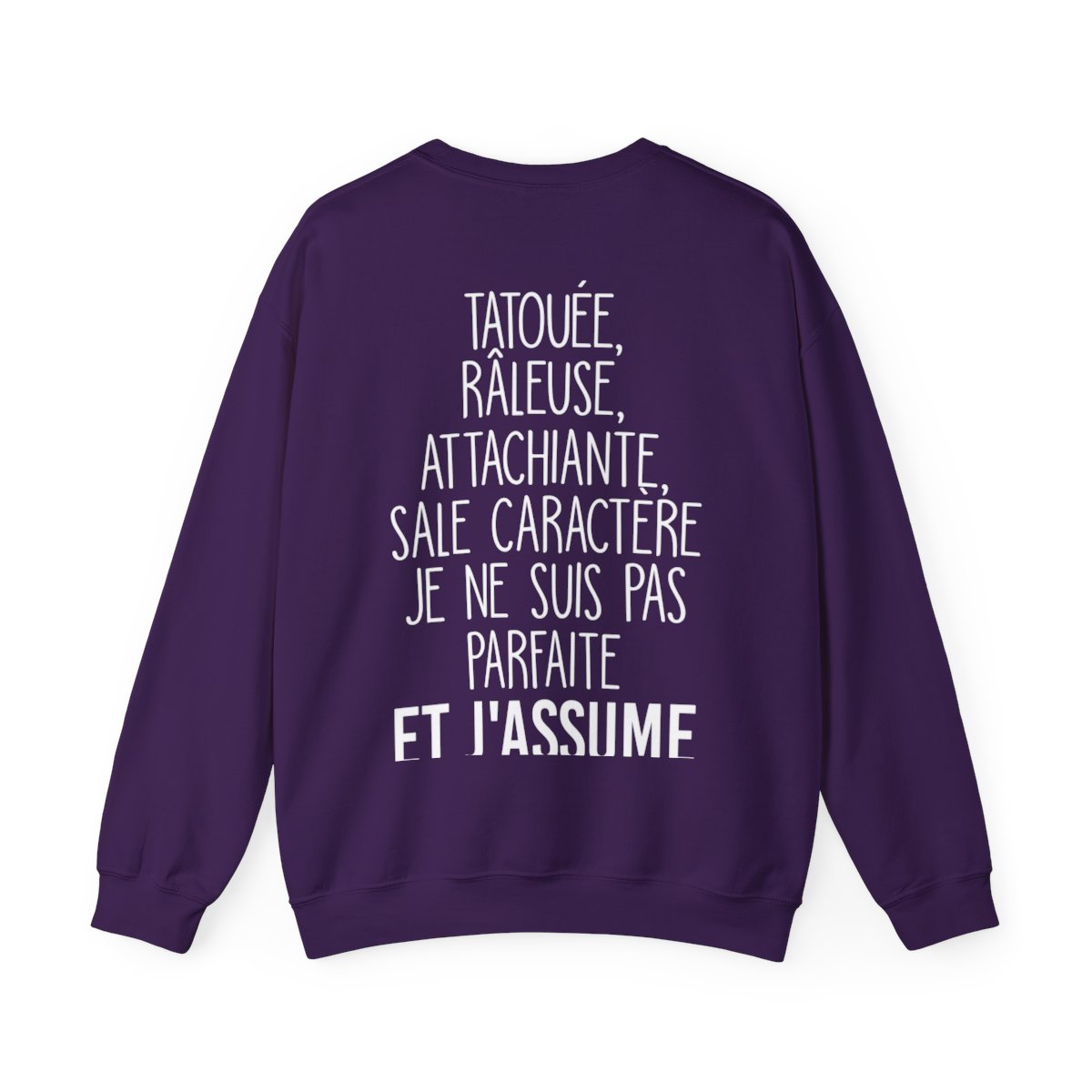 Je suis tatouée, râleuse, attachiante, sale caractère je ne suis pas parfaite et j'assume