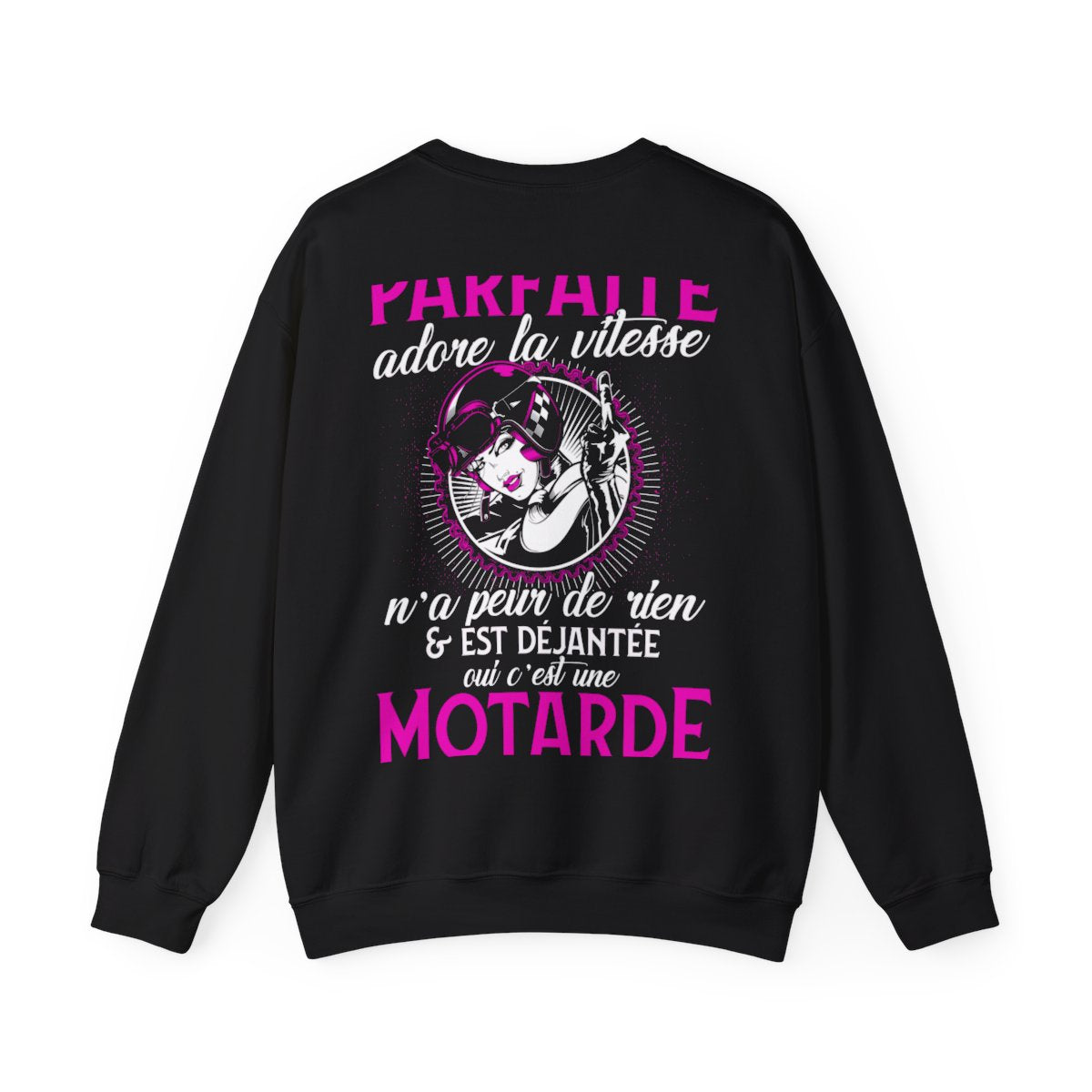 La femme parfaite adore la vitesse n'a peur de rien et est déjantée