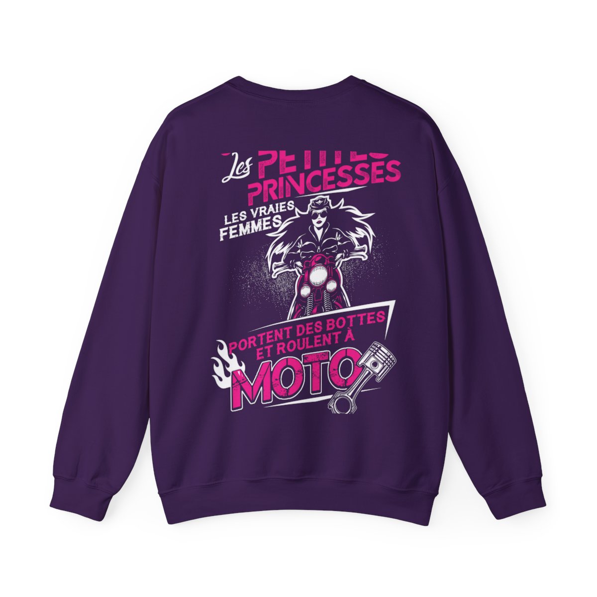 Ls vraies femmes portent des bottes et roulent à moto