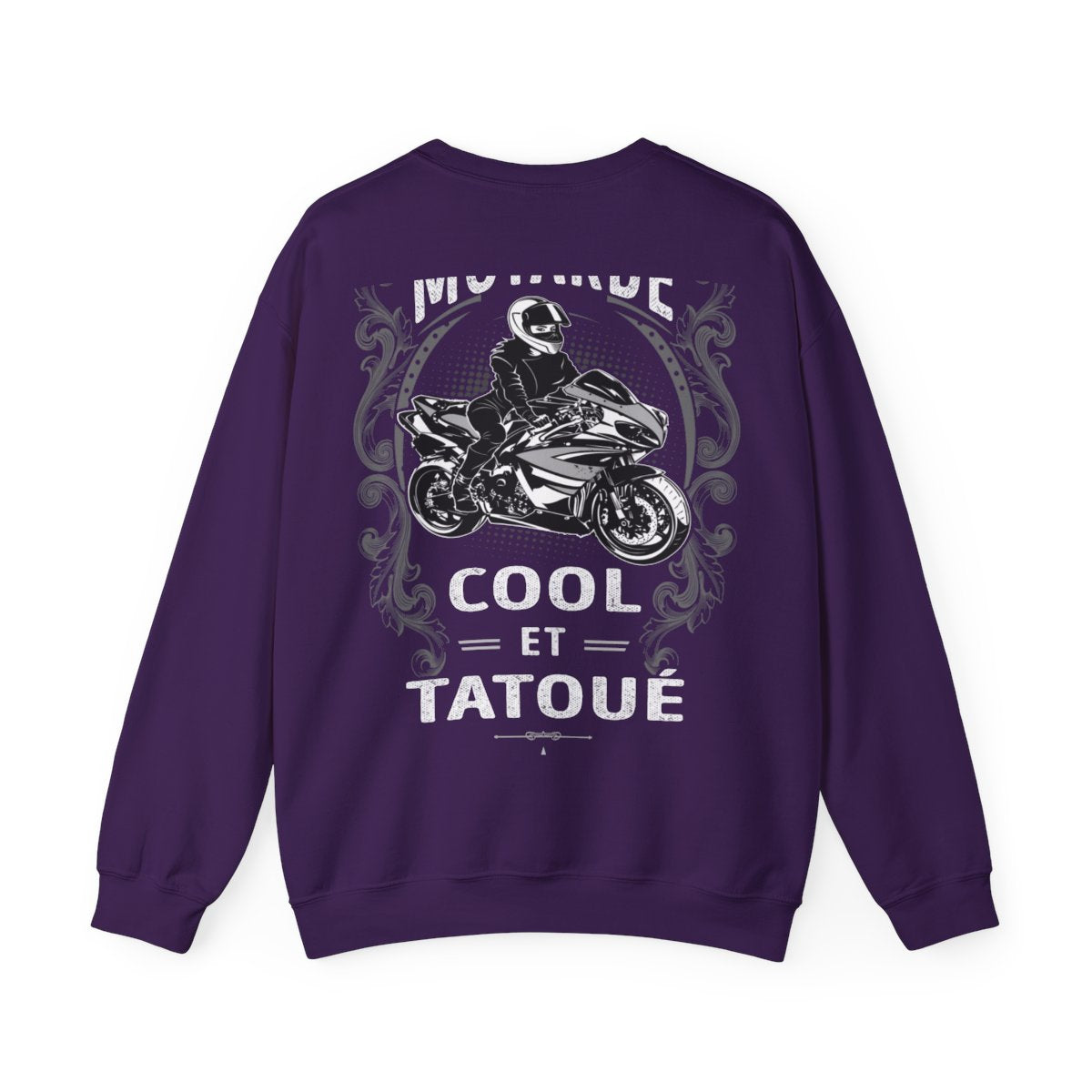 Motarde Cool et Tatoué