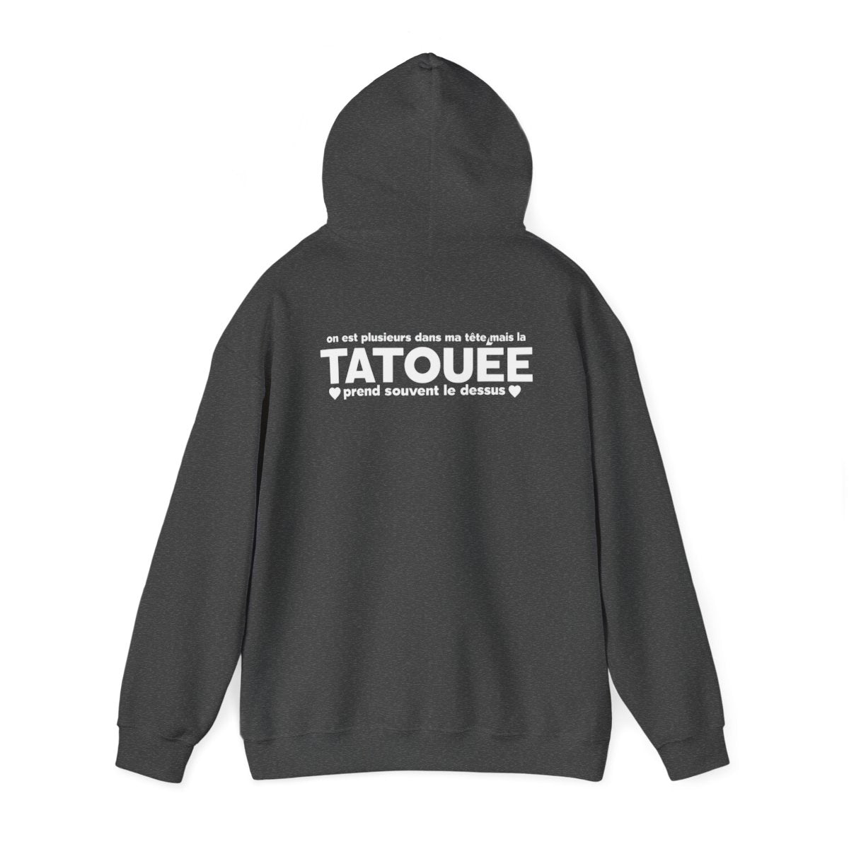 On est plusieurs dans ma tête mais la tatouée prend souvent le dessus