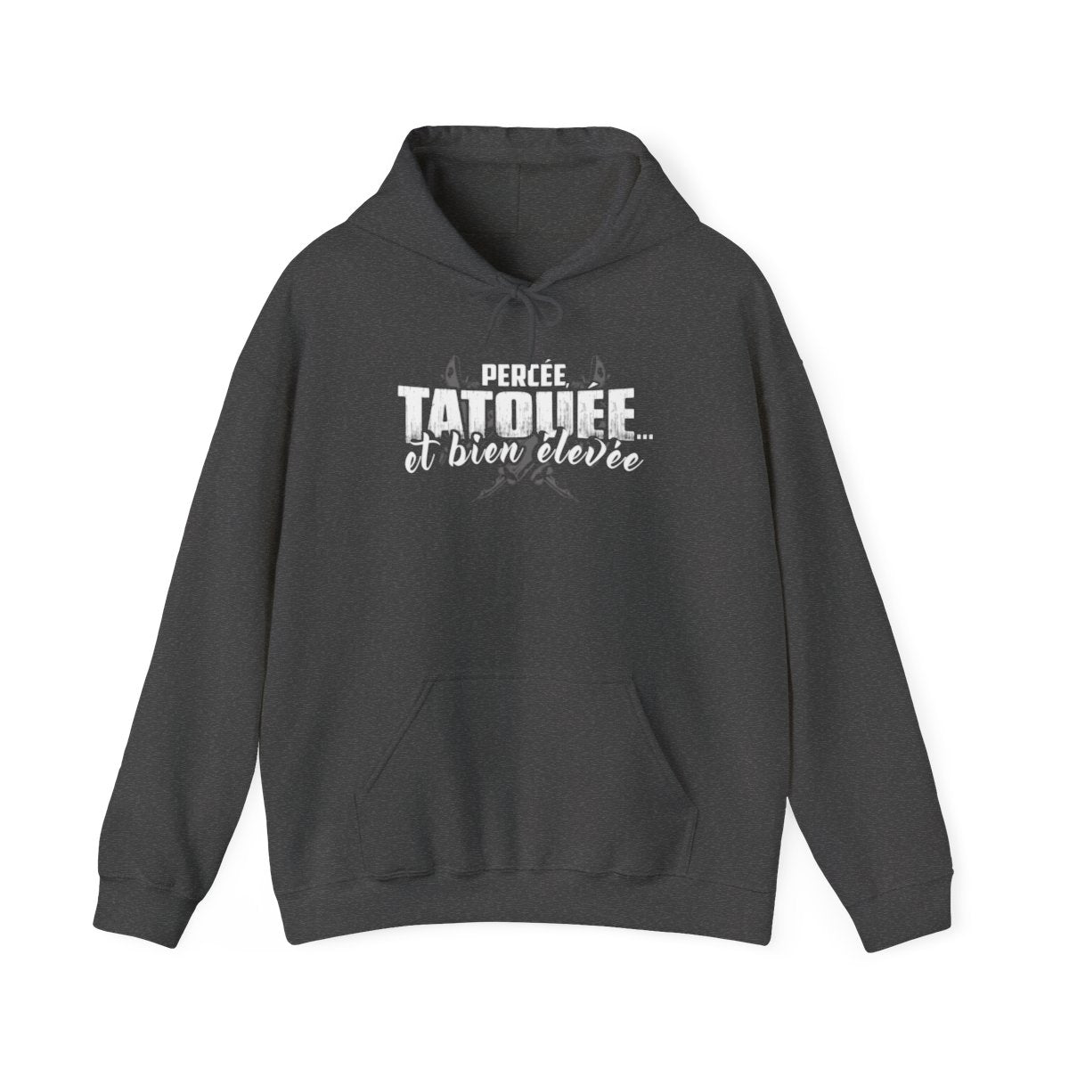 Percée, tatouée et bien élevée