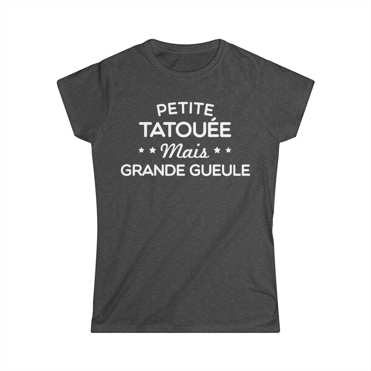 Petite tatouée mais grande gueule