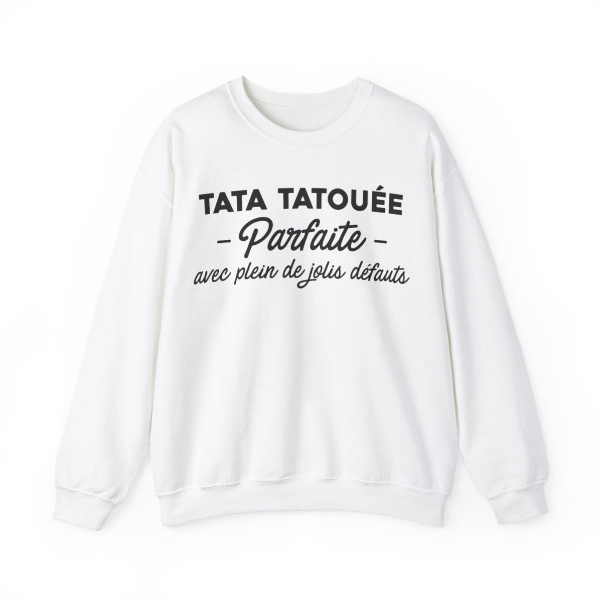 Tata tatouée parfaite avec plein de jolis défauts