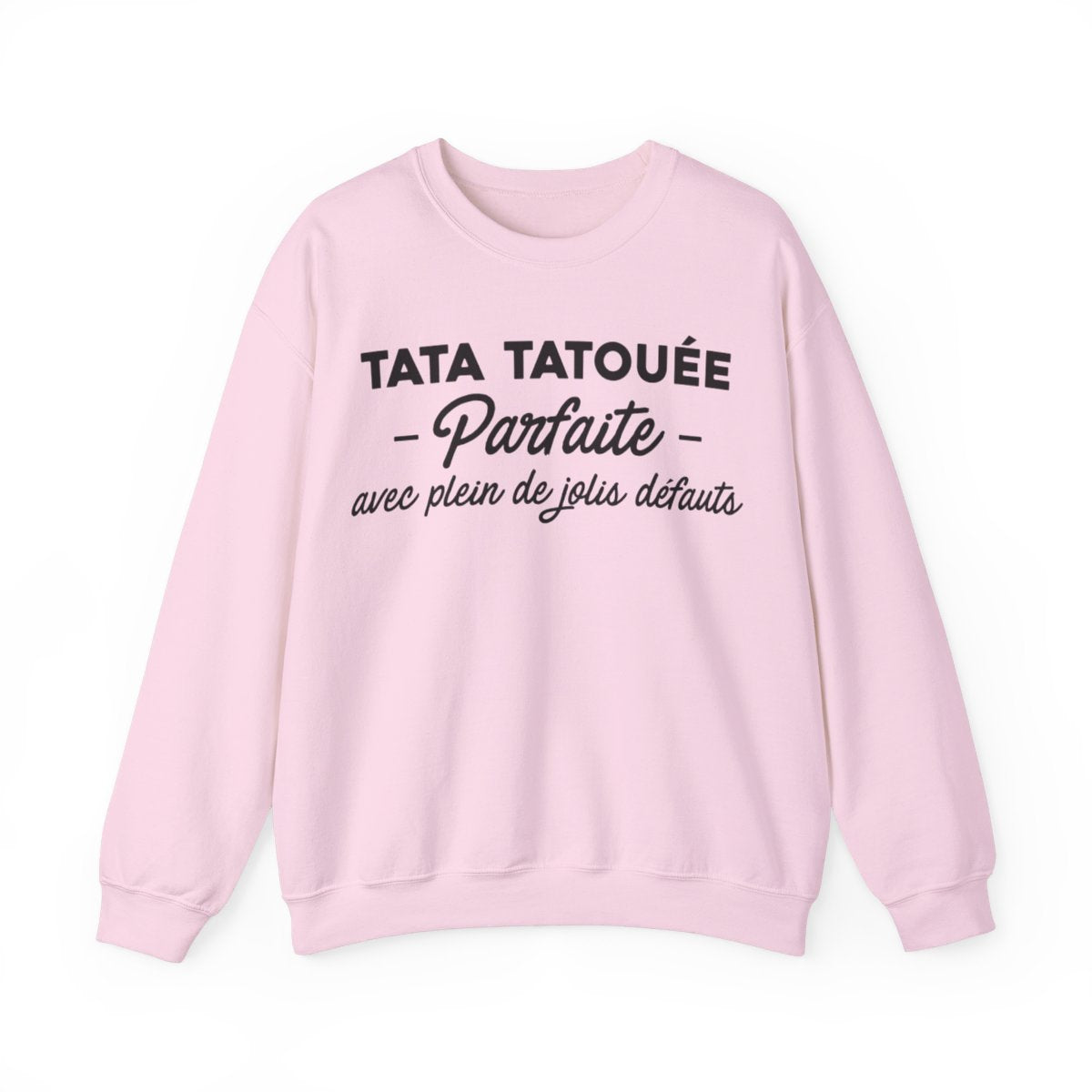 Tata tatouée parfaite avec plein de jolis défauts