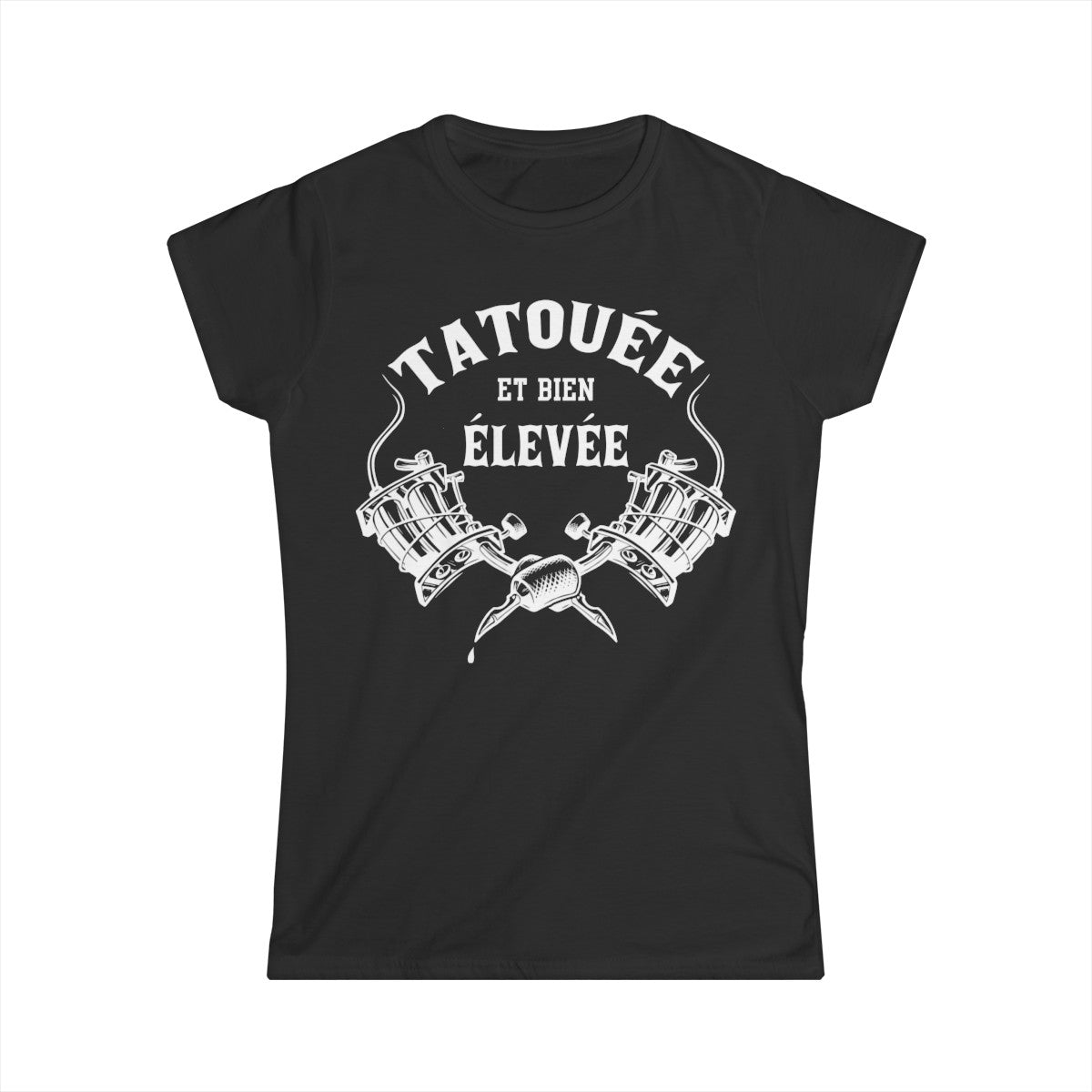 Tatouée et bien élevée