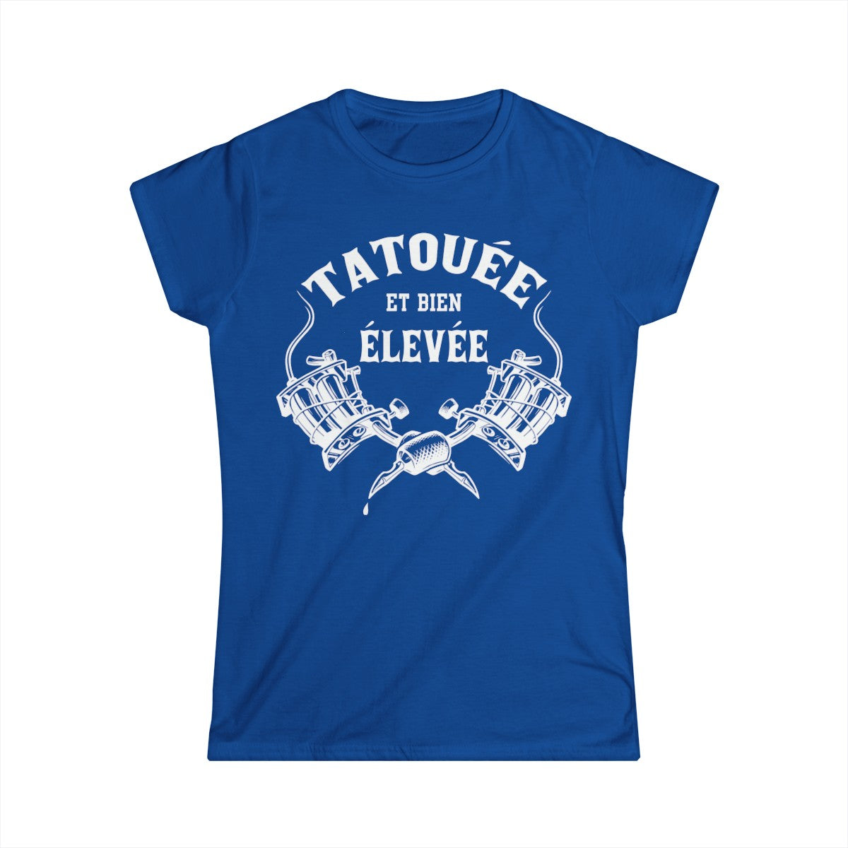 Tatouée et bien élevée