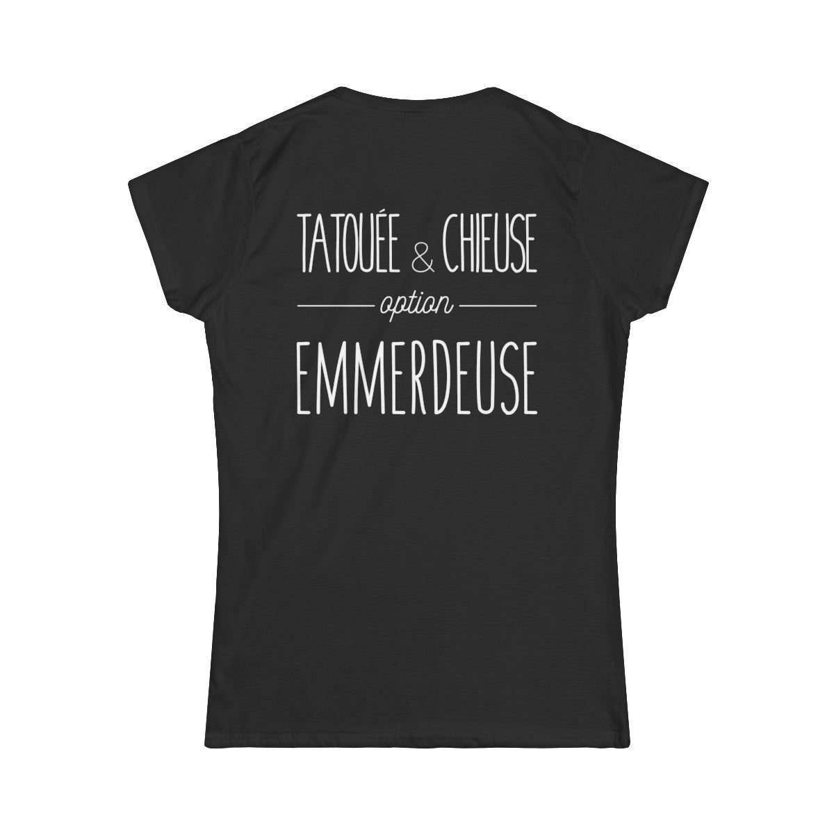 Tatouée et chieuse option emmerdeuse