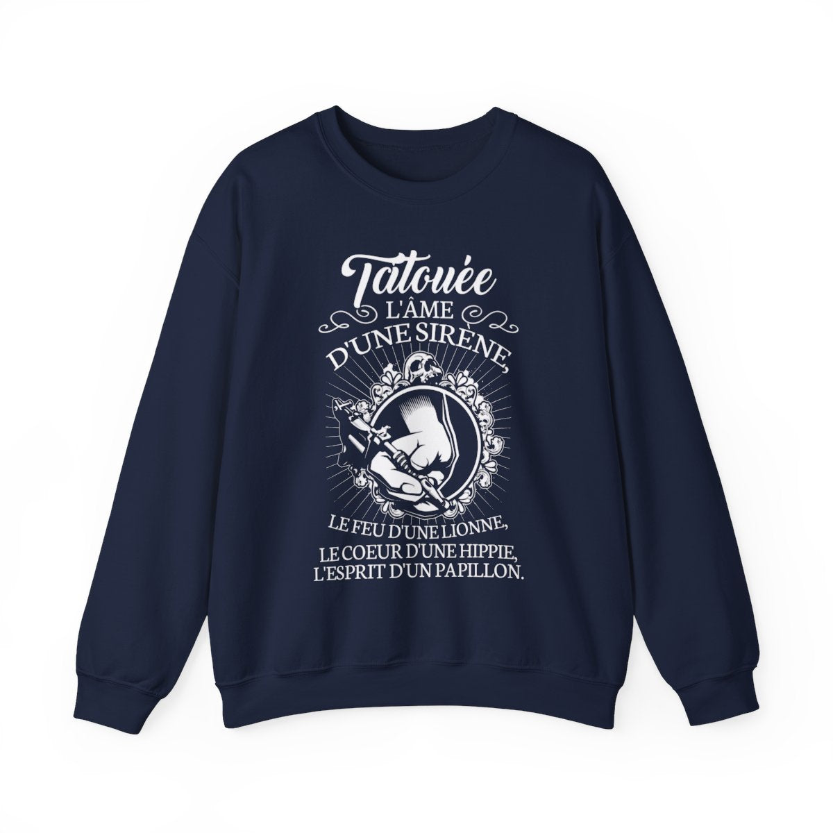 Tatouée l'âme d'une sirène, le feu d'une lionne, le coeur d'une hippie, l'esprit d'un papillon