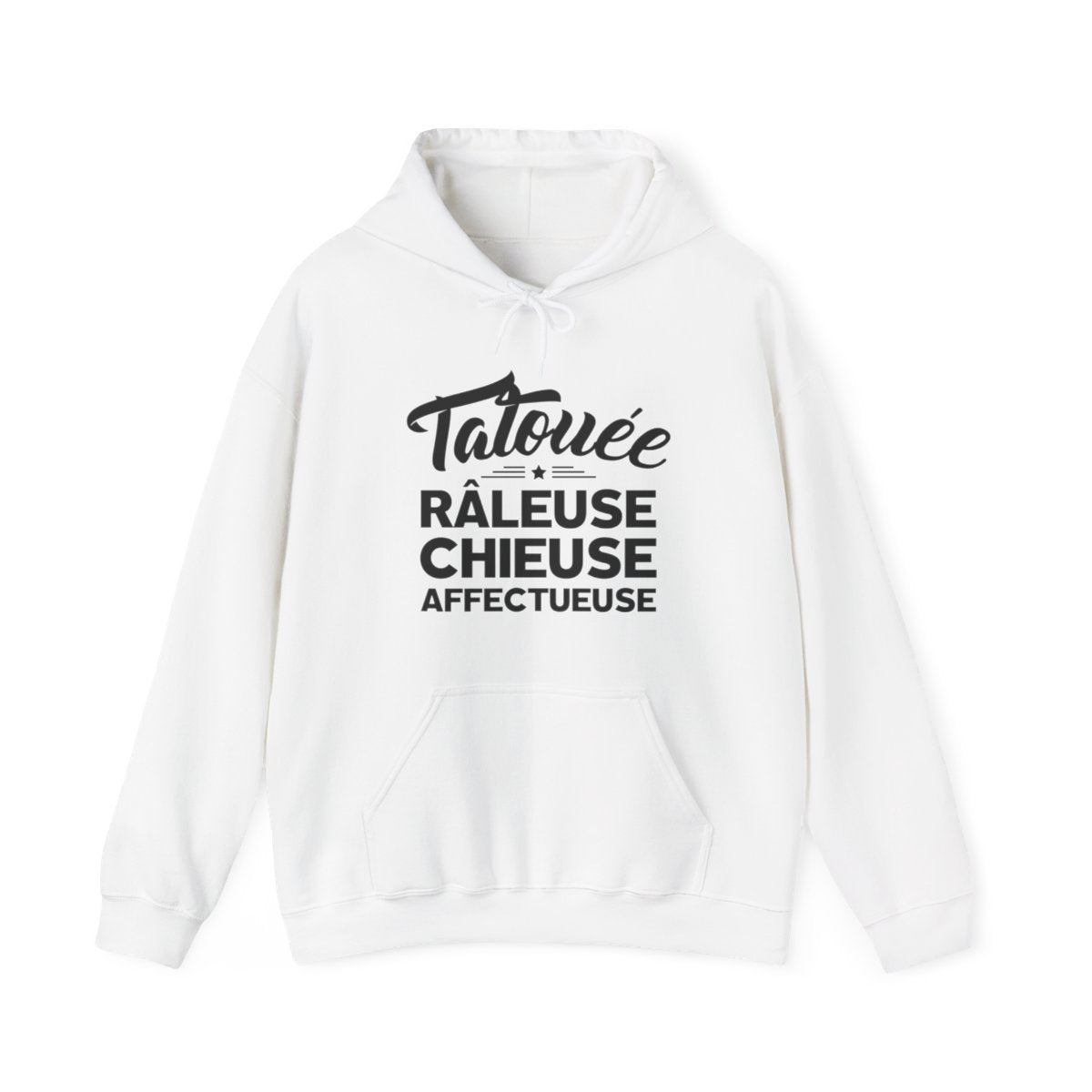 Tatouée, râleuse, chieuse, affectueuse
