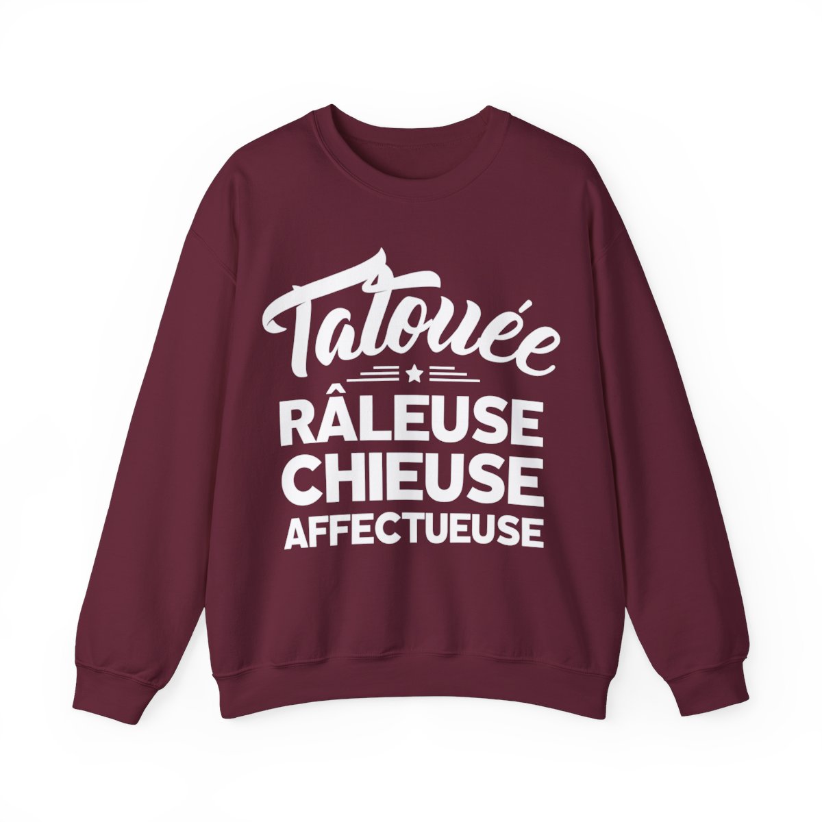 Tatouée, râleuse, chieuse, affectueuse