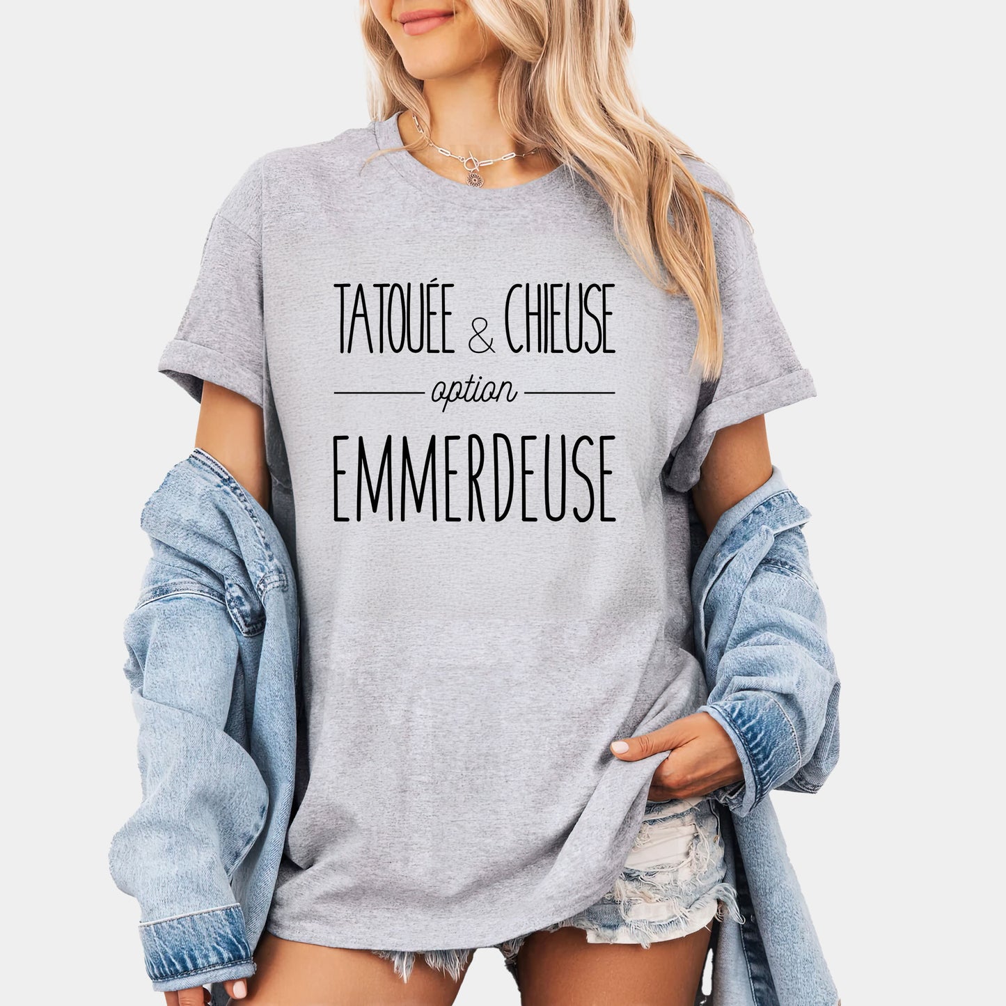 Tatouée et chieuse option emmerdeuse