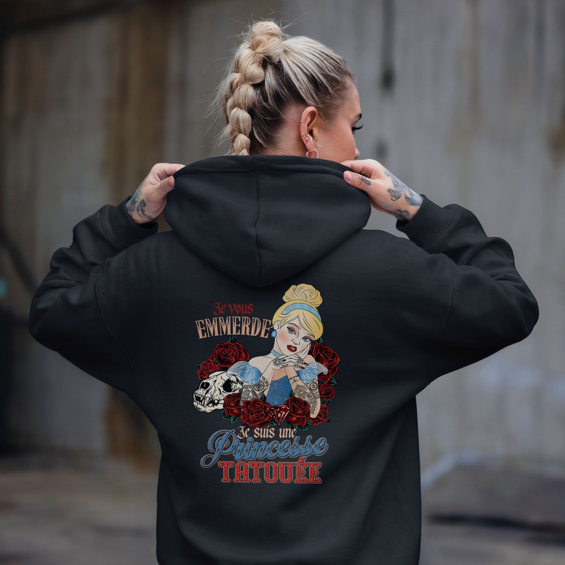 Je vous emmerde, je suis une princesse tatouée