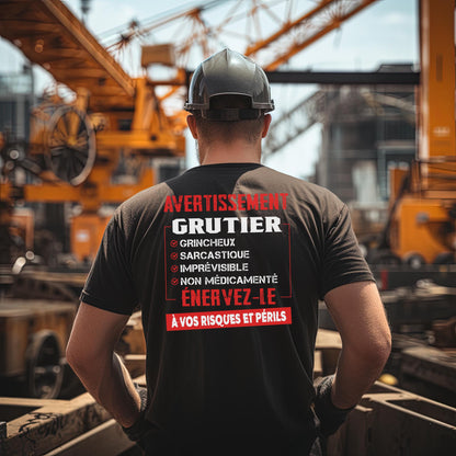 Grutier, grincheux, sarcastique, imprévisible, non médicamenté