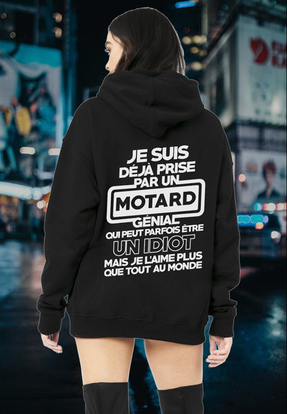 Je suis déjà prise par un motard génial qui peut parfois être un idiot mais je l'aime plus que tout au monde
