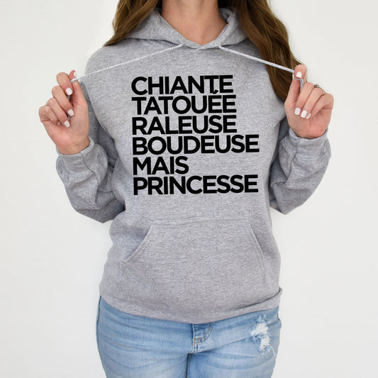 Chiante, tatouée, râleuse, boudeuse mais princesse