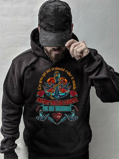 Les gens qui ont vraiment ruiné le monde portent tous des cravates pas des tatouages