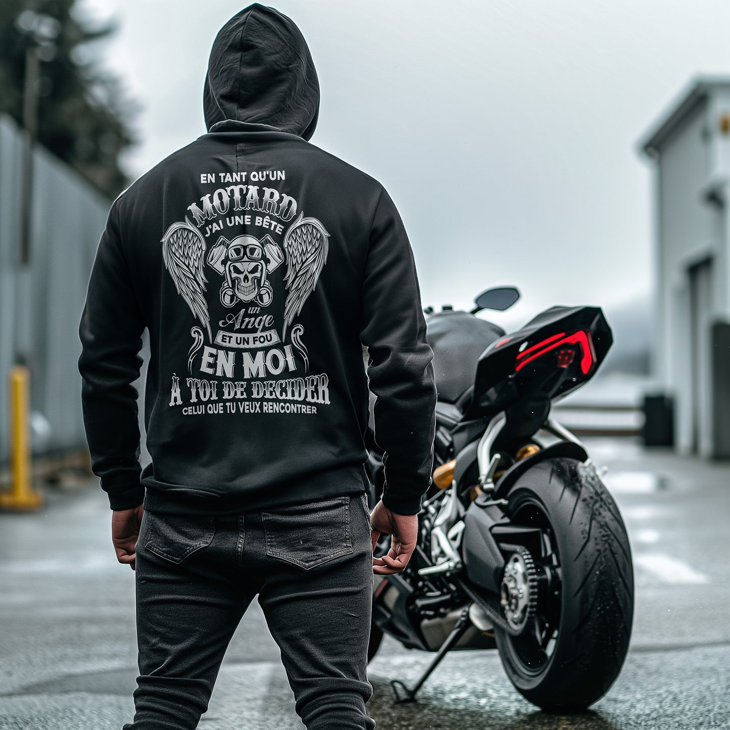 En tant qu'un motard, j'ai une bête, un ange et un fou en moi