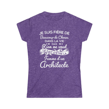 Fière femme d'un Architecte