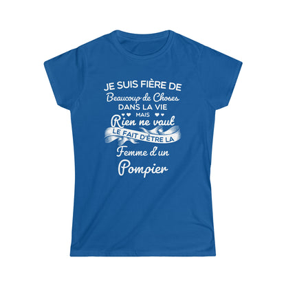 Fière femme d'un Pompier
