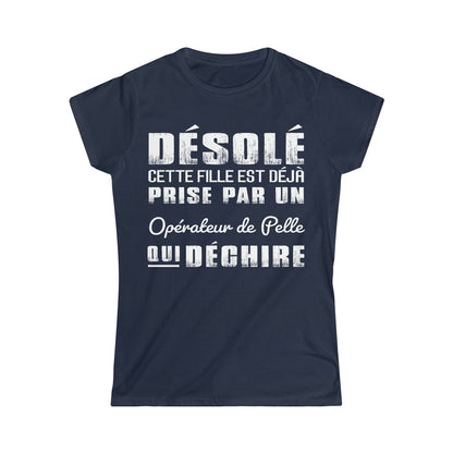 Prise par un Opérateur de Pelle qui déchire