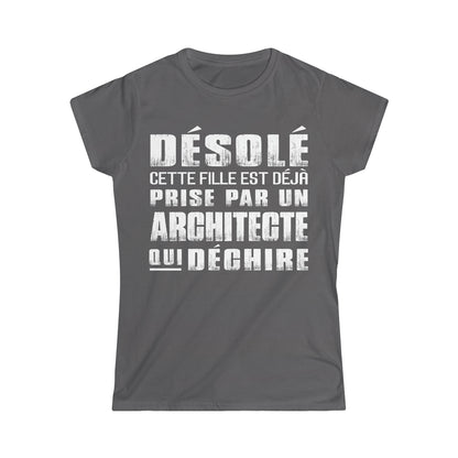 Prise par un Architecte qui déchire