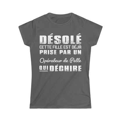 Prise par un Opérateur de Pelle qui déchire