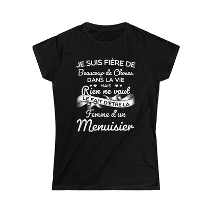 Fière femme d'un Menuisier