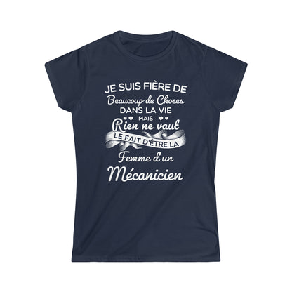 Fière femme d'un Mécanicien