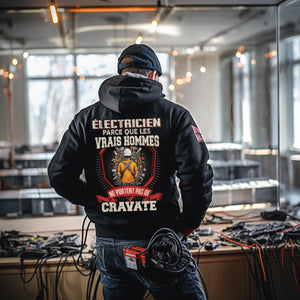 Les vrais hommes ne portent pas de cravate. Je suis Électricien