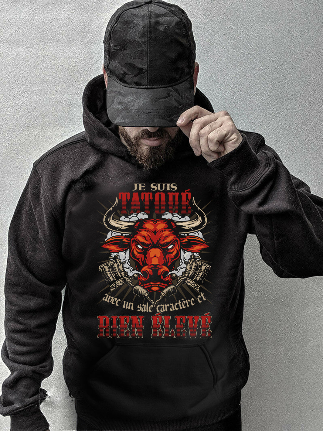 Je suis tatoué avec un sale caractère et bien élevé