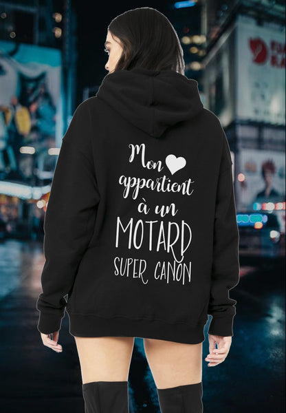 Mon coeur appartient à un motard super canon