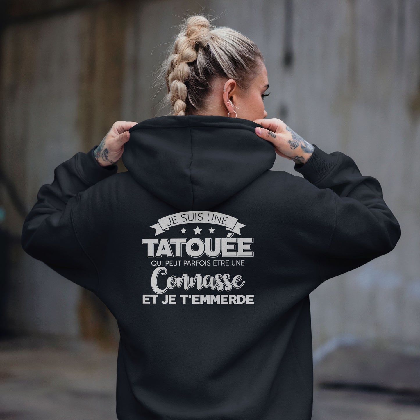 Je suis une tatouée qui peut parfois être une connasse et je t'emmerde