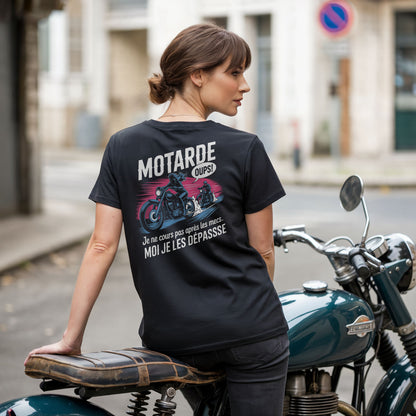 Motarde, je ne cours pas après les mecs, moi je les dépasse