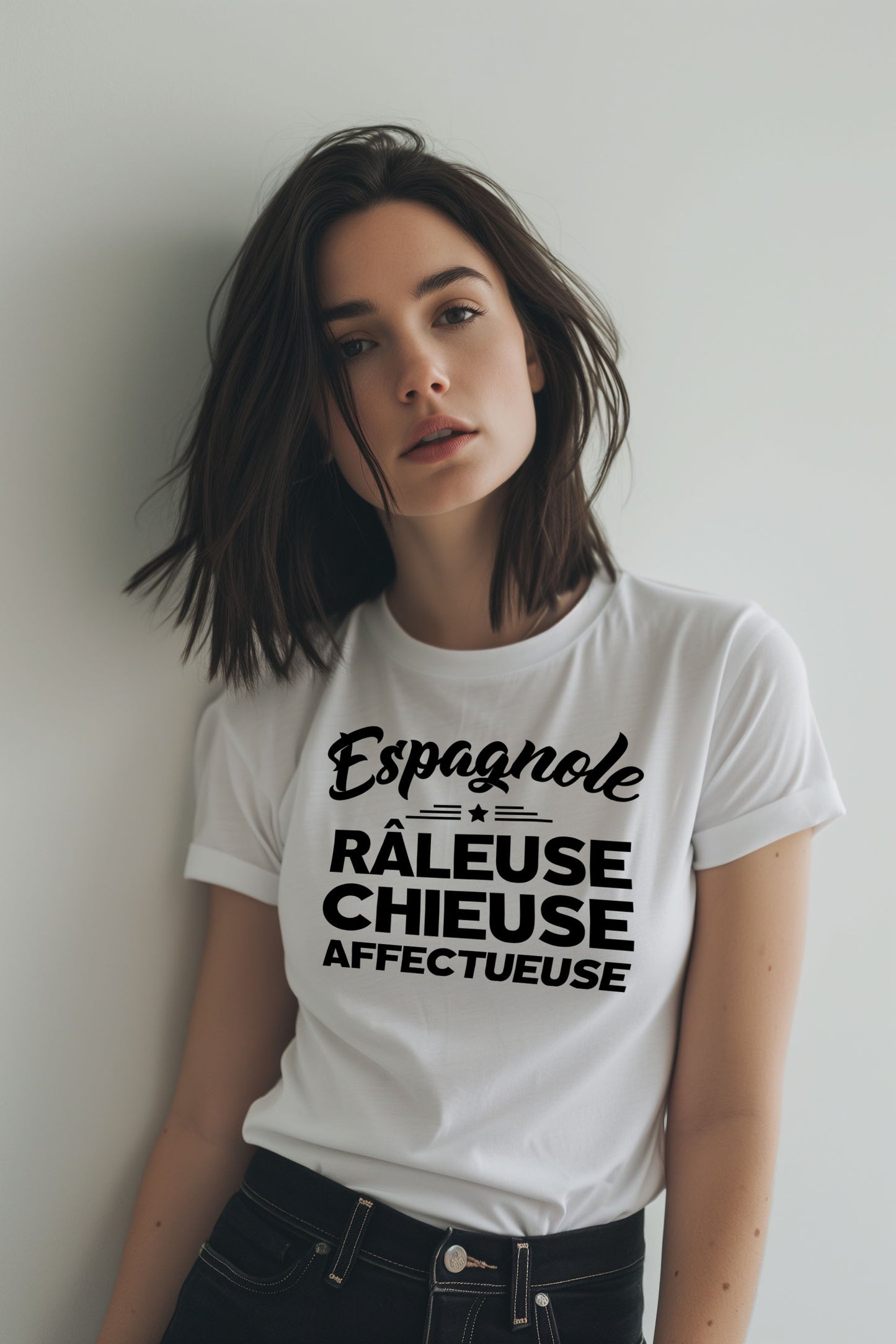Espagnole, Râleuse, Chieuse, Affectueuse