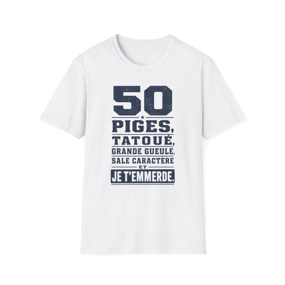 50 piges, tatoué, grande gueule, sale caractère et je t'emmerde