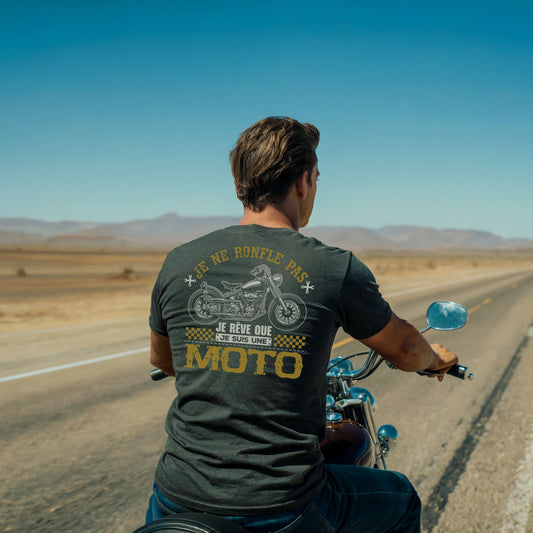 Je ne ronfle pas, je rêve que je suis une moto