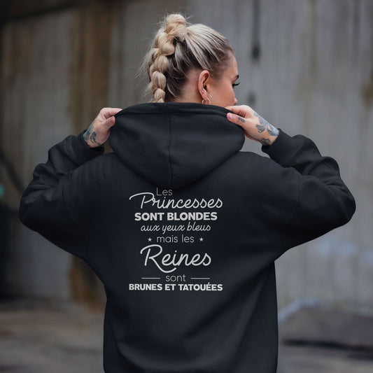 Les princesses sont blondes aux yeux bleus mais les reines sont brunes et tatouées