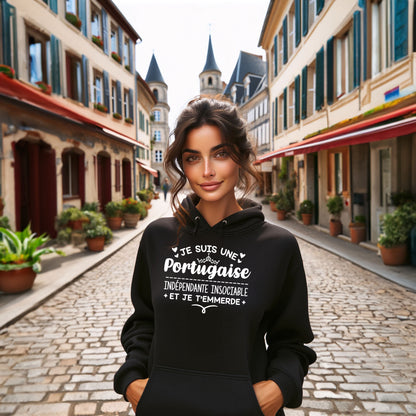Je suis une Portugaise indépendante insociable