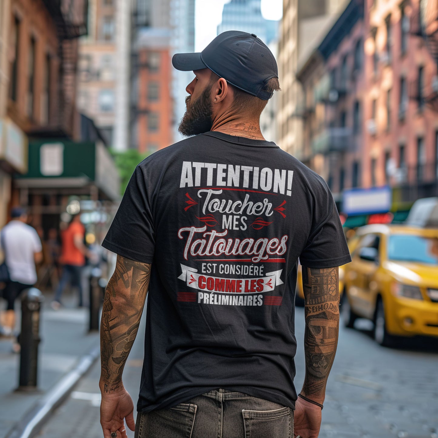 Attention! Toucher mes tatouages est considéré comme les préliminaires