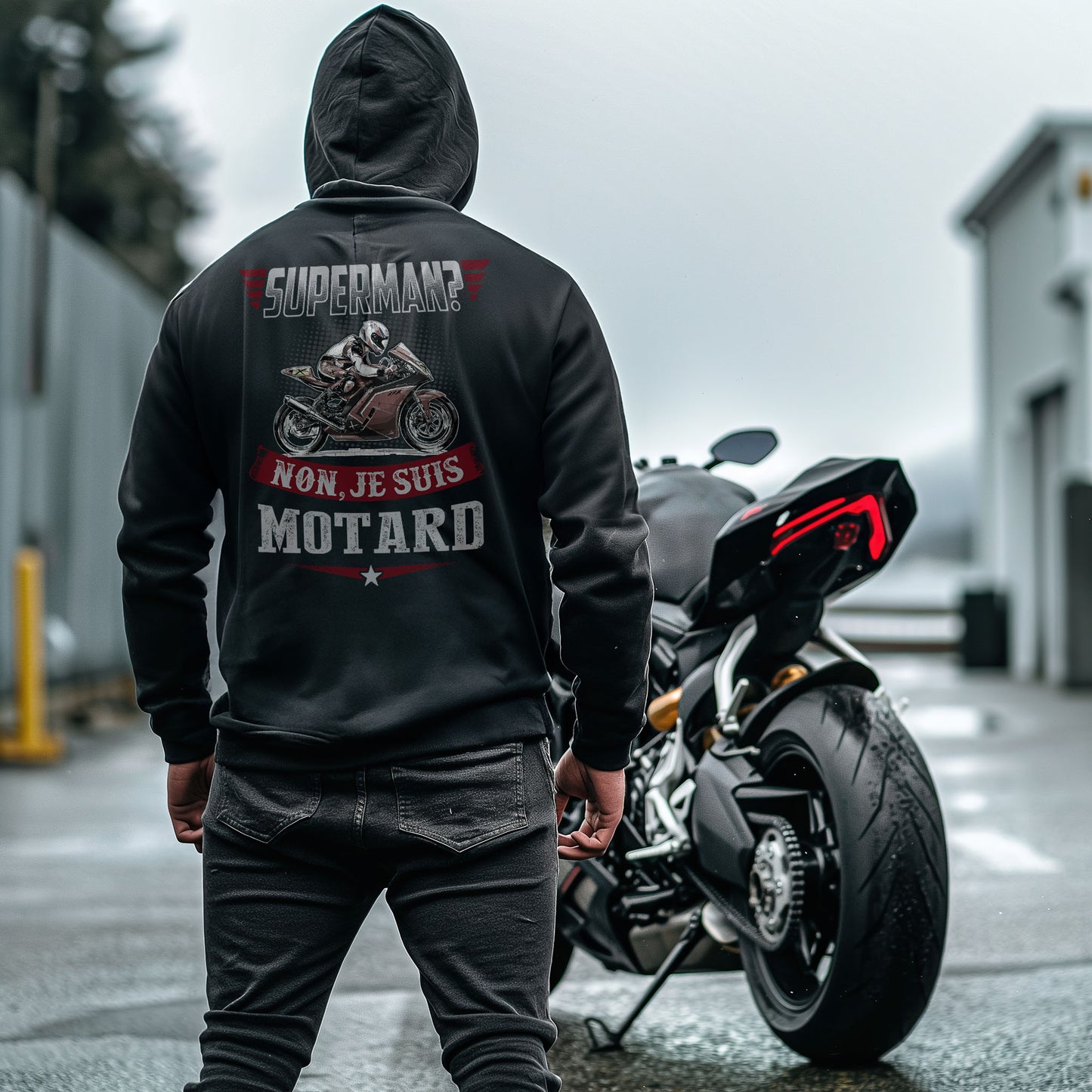 Superman ? Non, je suis motard