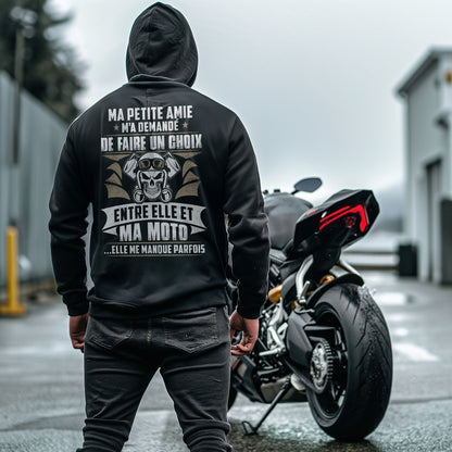 Ma petite amie m'a demandé de faire un choix entre elle et ma moto