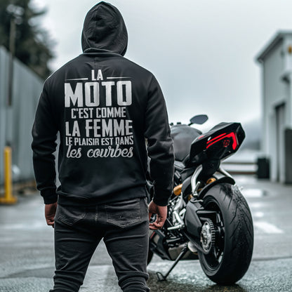 La moto c'est comme la femme le plaisir est dans les courbes