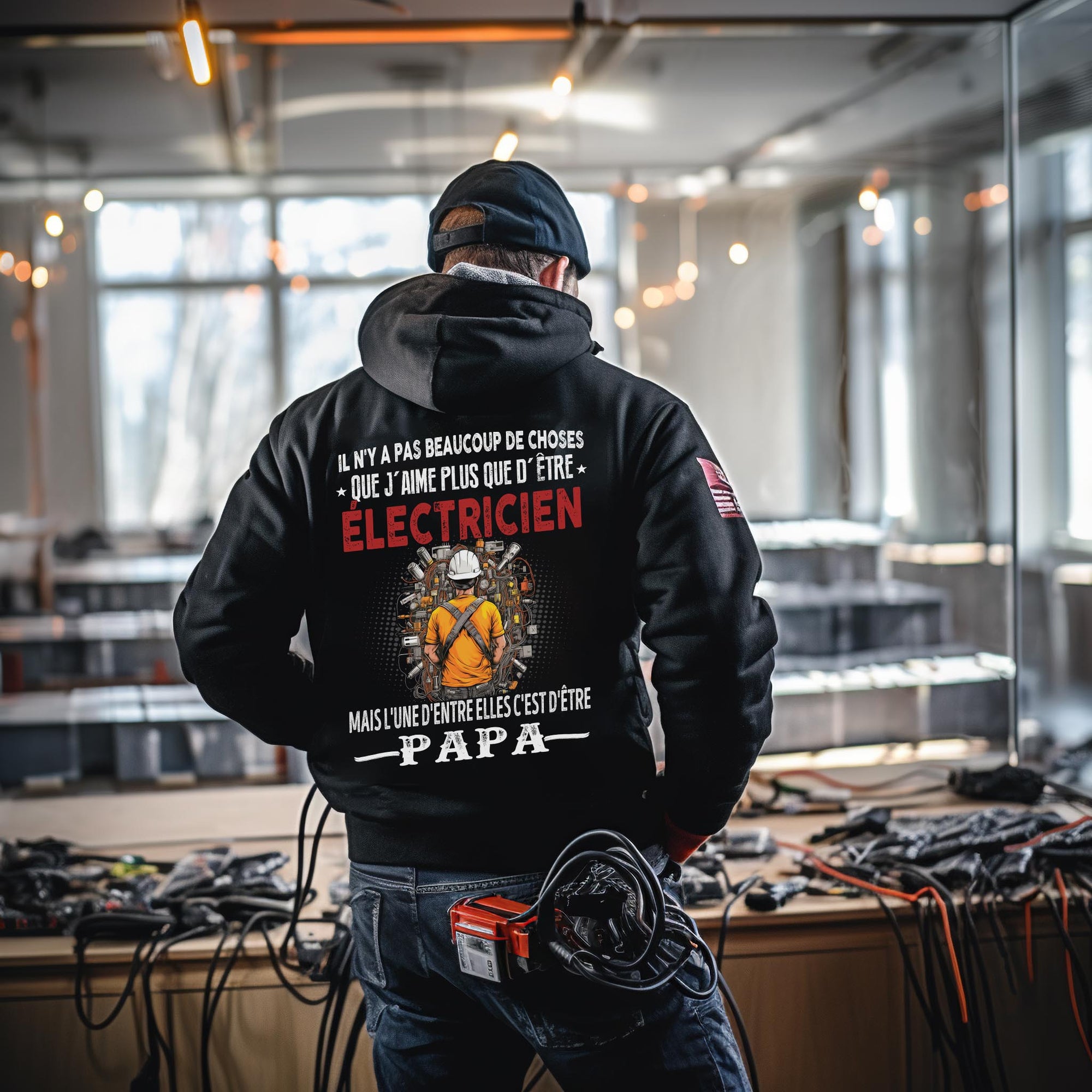 Électricien passionné, papa comblé
